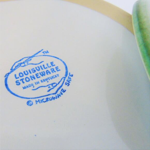 Louisville Stoneware COVERED CASSEROLE DISH 9.5" Serving Bowl Pear Fig Lid Acorn - Picture 7 of 8